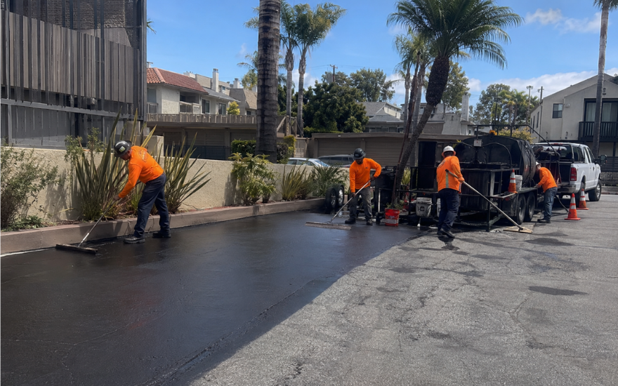 Sealcoating service Los Angeles